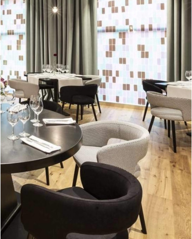 Fotel z podłokietnikami Cube B-1523, bukowy, tapicerowane siedzisko i oparcie, FAMEG Fotel z podłokietnikami Cube B-1523, bukowy, tapicerowane siedzisko i oparcie, FAMEG