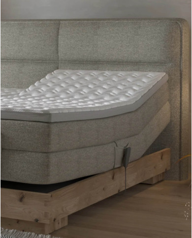 Łóżko kontynentalne Valsen 140x200 cm, boxspring, elektrycznie regulowane, tapicerowane, materace, elementy dębowe, Wersal Łóżko kontynentalne Valsen 140x200 cm, boxspring, elektrycznie regulowane, tapicerowane, materace, elementy dębowe, Wersal