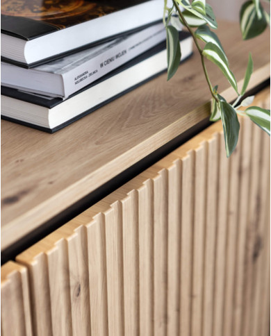 Komoda Trend TR-04, oświetlenie, 4 drzwi, front MDF ryflowany, dąb artisan/ czarny, LENART Komoda Trend TR-04, oświetlenie, 4 drzwi, front MDF ryflowany, dąb artisan/ czarny, LENART