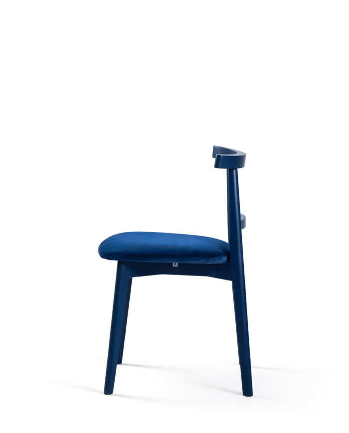 Krzesło KT71, tapicerowane siedzisko, drewniane oparcie, stelaż bukowy, DREW-MARK