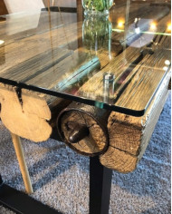 Stół prostokątny Aleppo 140, metalowe nogi, hartowane szkło, drewno lite, rozbiórkowe, 140/78/80 cm, REMORSE