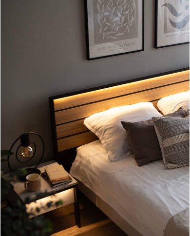 Łóżko Gris GS-02 z oświetleniem, 180x200 cm, stelaż materaca, pojemnik, port USB, szary/ czarny/ dąb natura, LENART Łóżko Gris GS-02 z oświetleniem, 180x200 cm, stelaż materaca, pojemnik, port USB, szary/ czarny/ dąb natura, LENART