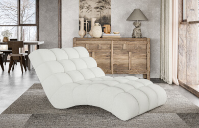 wygodny jasny szezlong do salonu