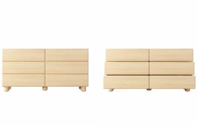 jasna komoda na nóżkach drewnianych z 6 szufladami