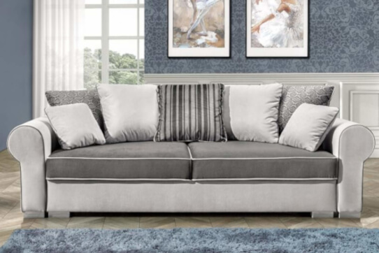 Klasyczna kanapa w domu - szczegóły, na które zwrócić uwagę