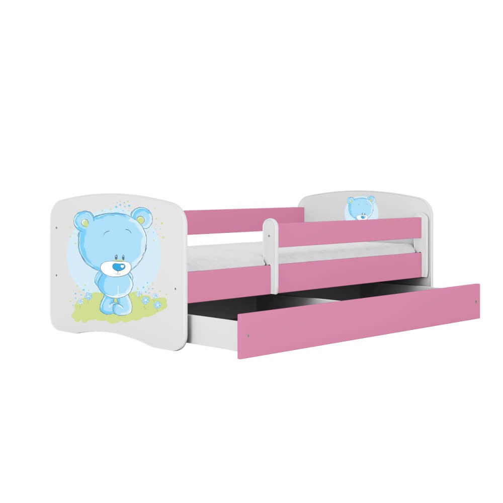 Dodatki w kolorze: różowym/łóżko niebieski miś